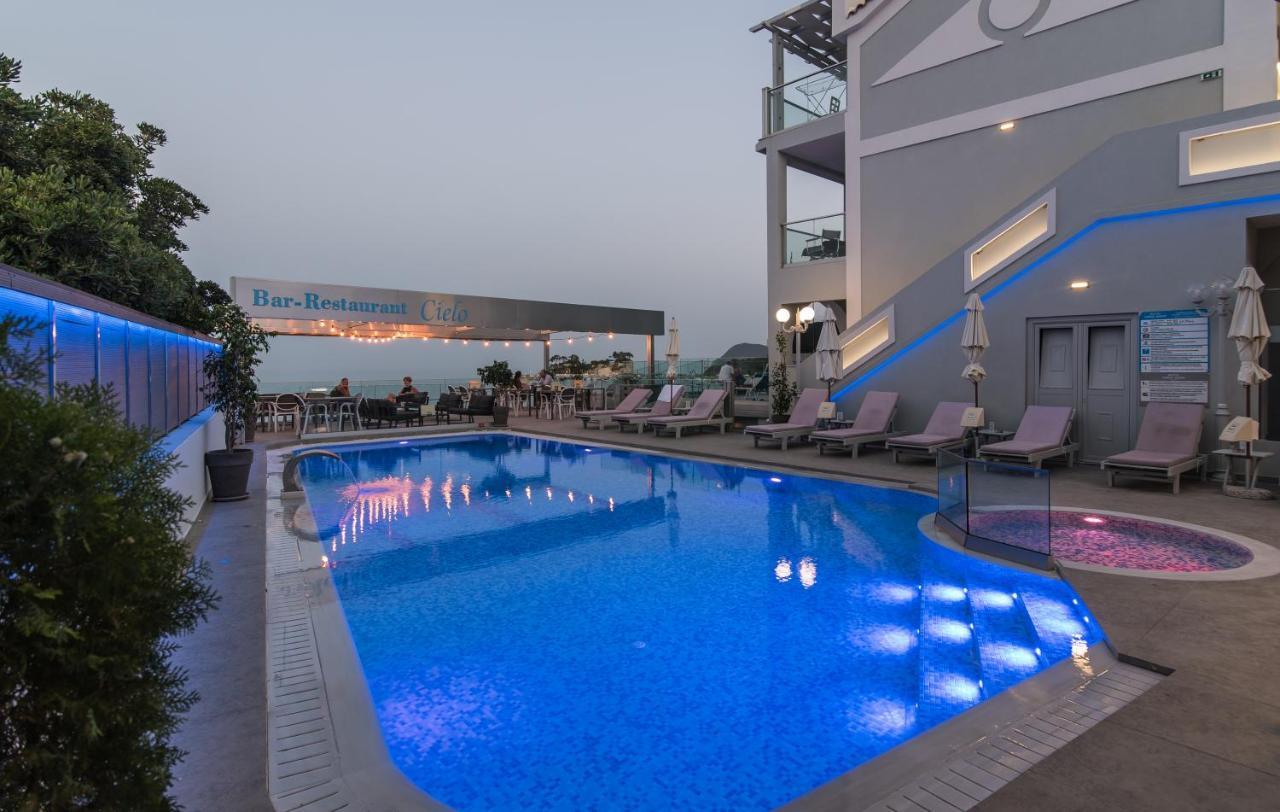 Denise Beach Hotel 라가나스 외부 사진